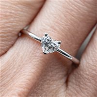 Fabriano - Piazza del Comune 25 - Ringe Lux Gioielli Dame in Weißgold Diamante 0.50 Ct ANL3542;050;Q;BI - ANL3542;050;Q;BI